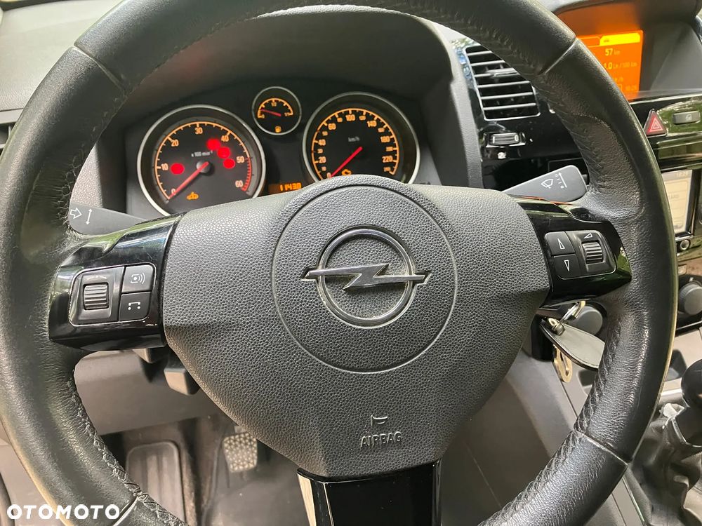 Opel Zafira 1.7 CDTI Cosmo - 10