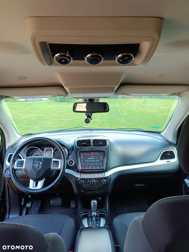 Dodge Journey - 12