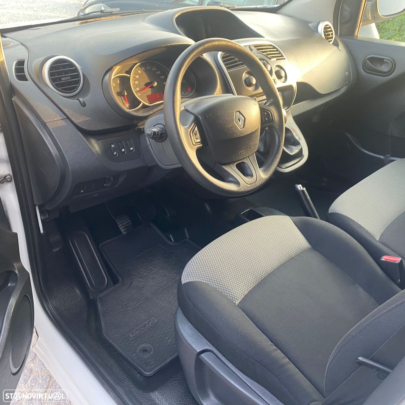 Renault Kangoo 1.5 DCI GPS 3 LUG CX. 6 - 5