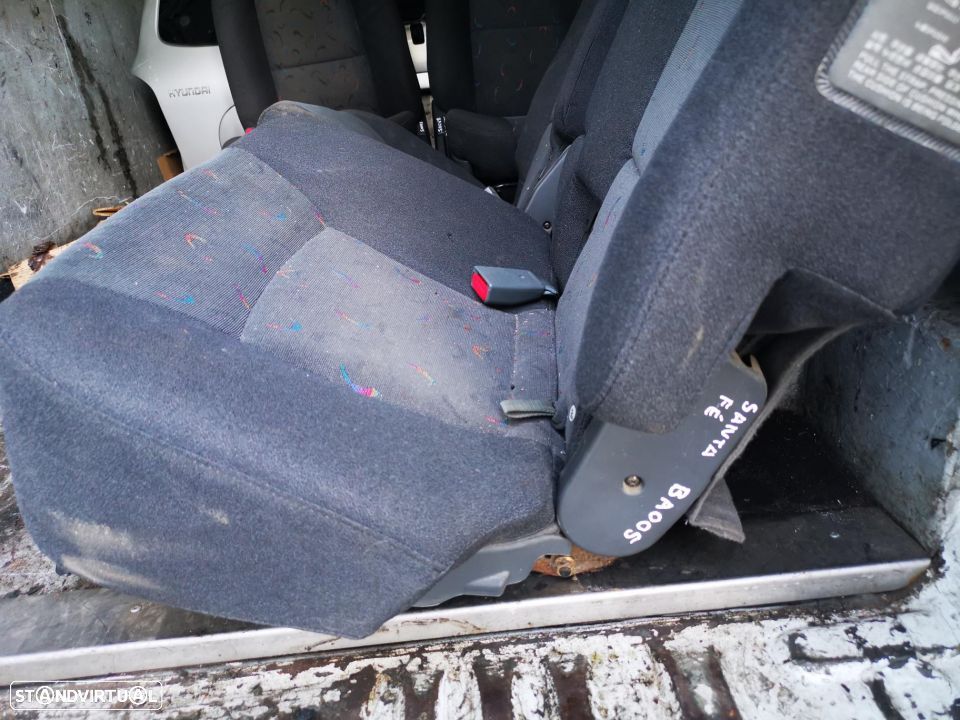 HYUNDAI SANTA FÉ CONJUNTO DE BANCOS BA005 - 9
