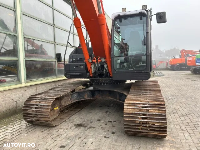 Hitachi ZX 250LC-6 - 6