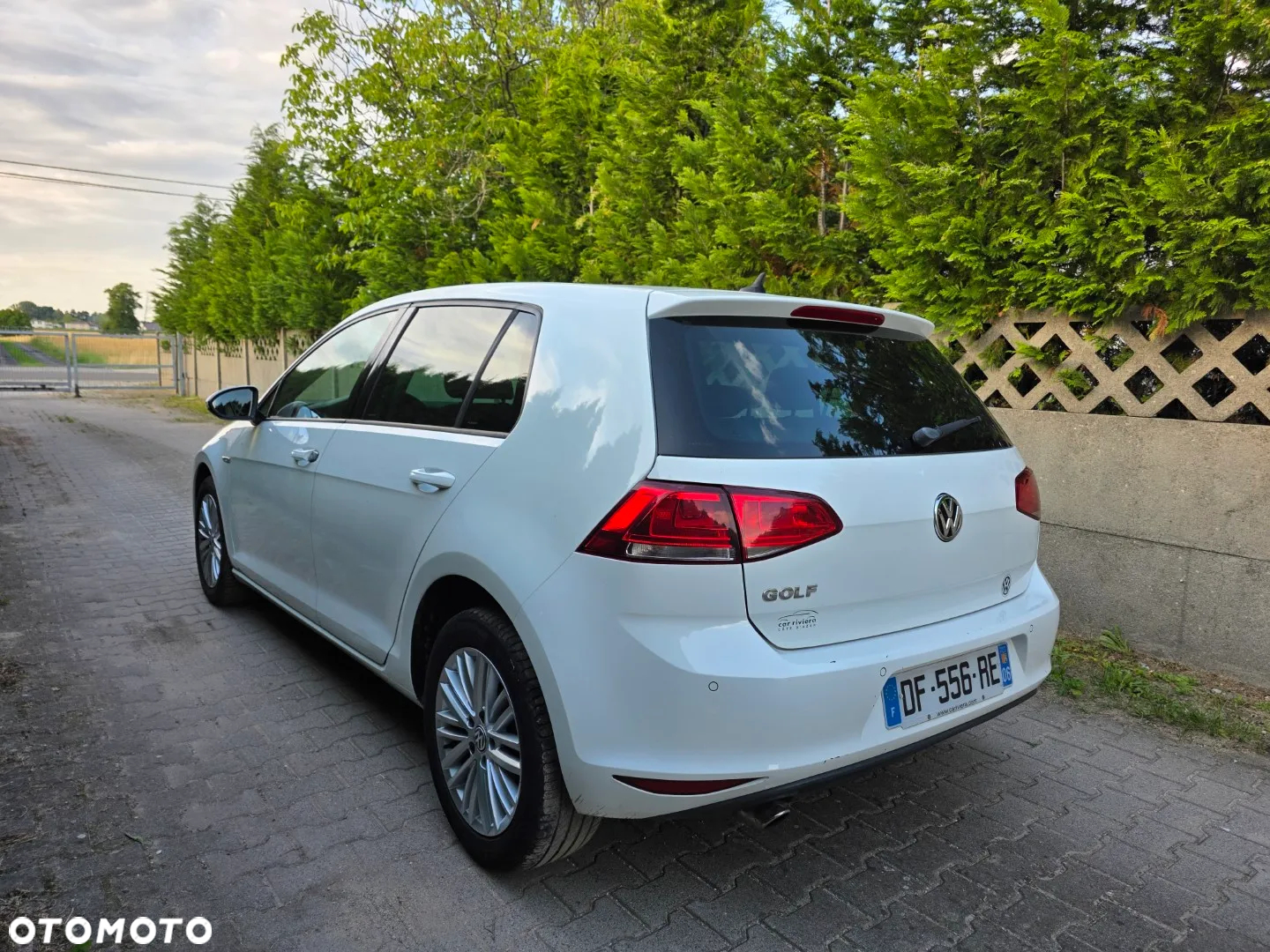 Volkswagen Golf 1.2 TSI BlueMotion Technology Cup - 4