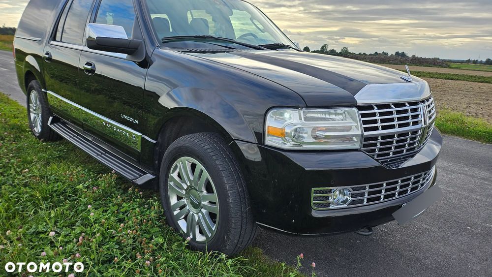 Lincoln Navigator 5.4 L 4x4 - 2