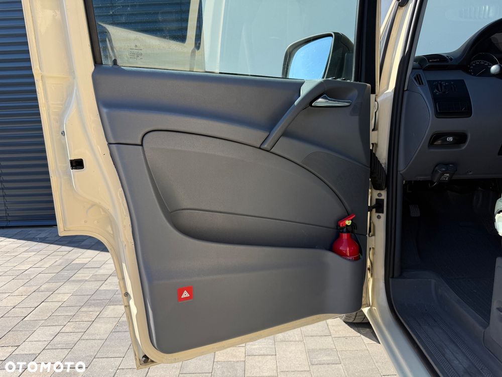 Mercedes-Benz Vito - 11
