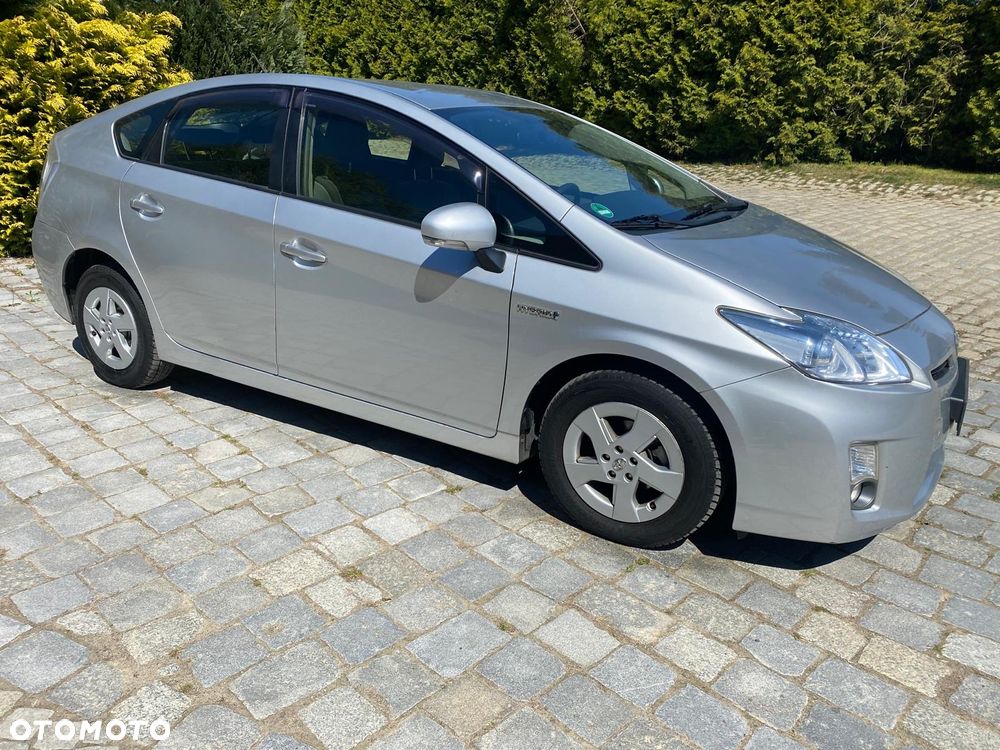 Toyota Prius 1.8 HSD Prestige - 1