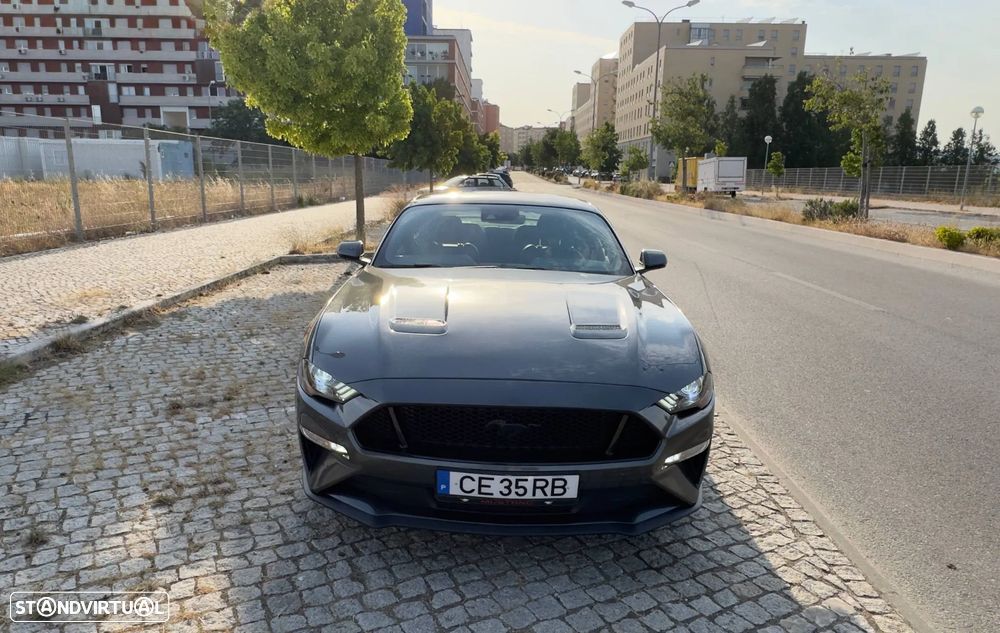 Ford Mustang - 2