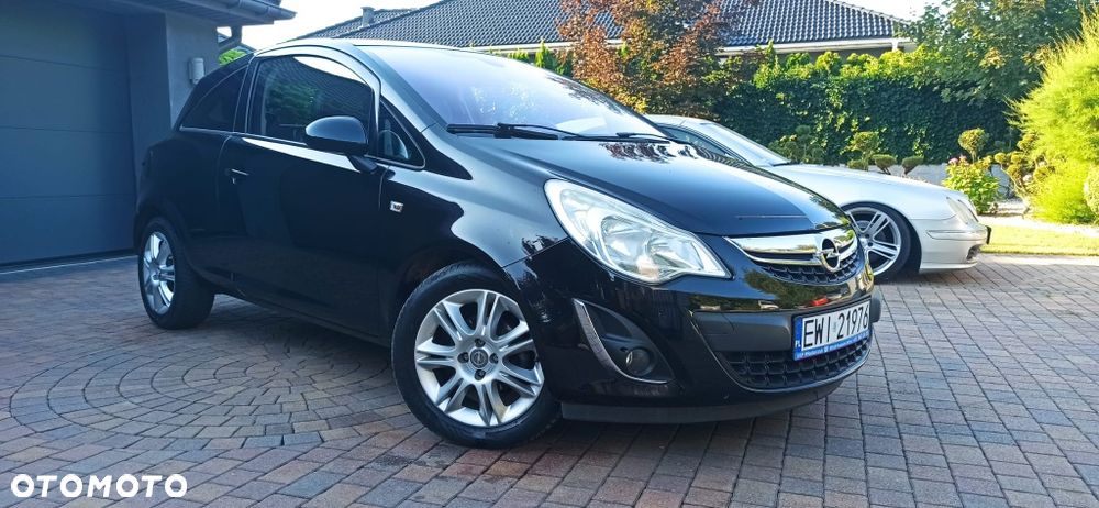 Opel Corsa - 1