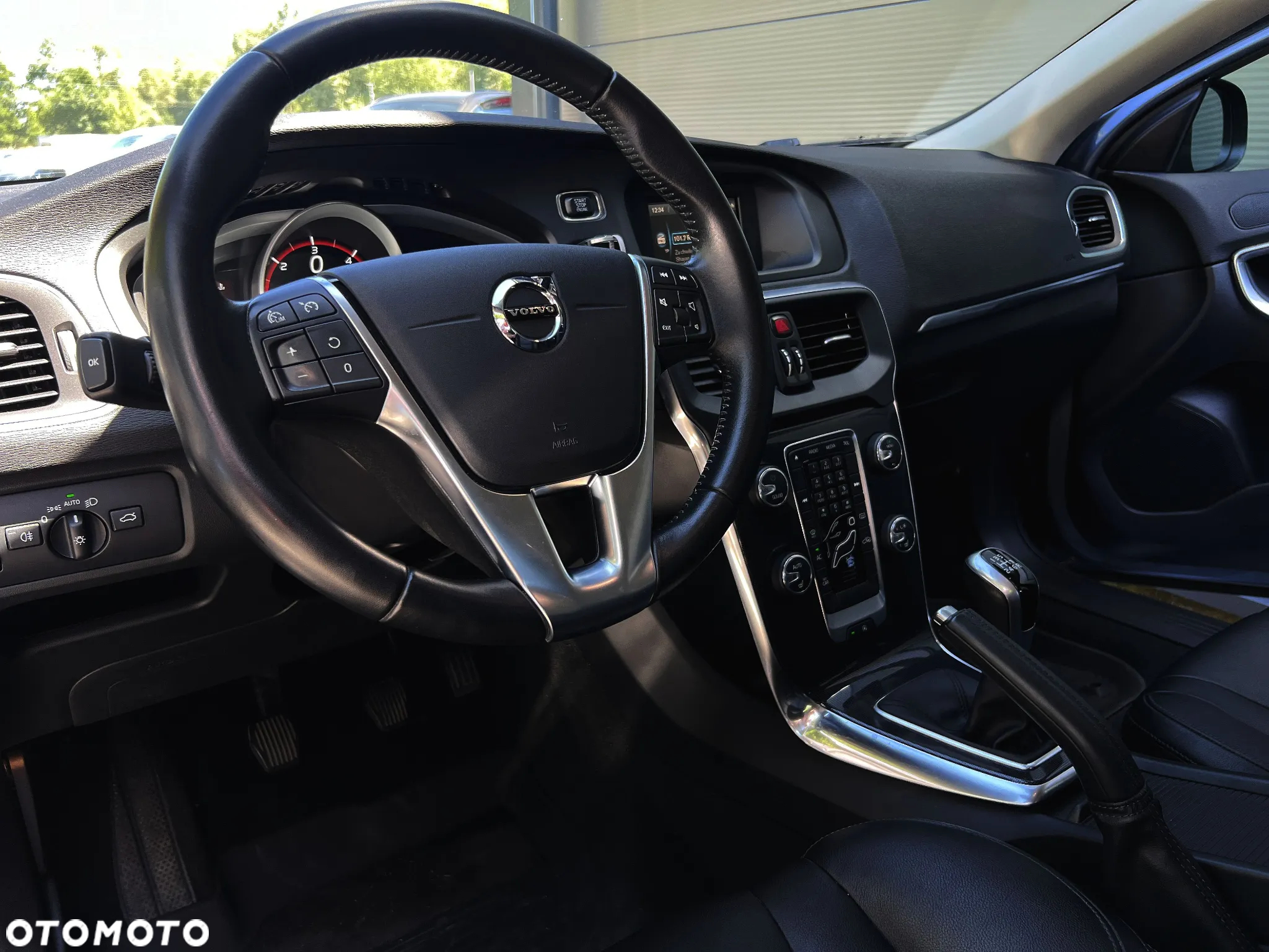 Volvo V40 - 21