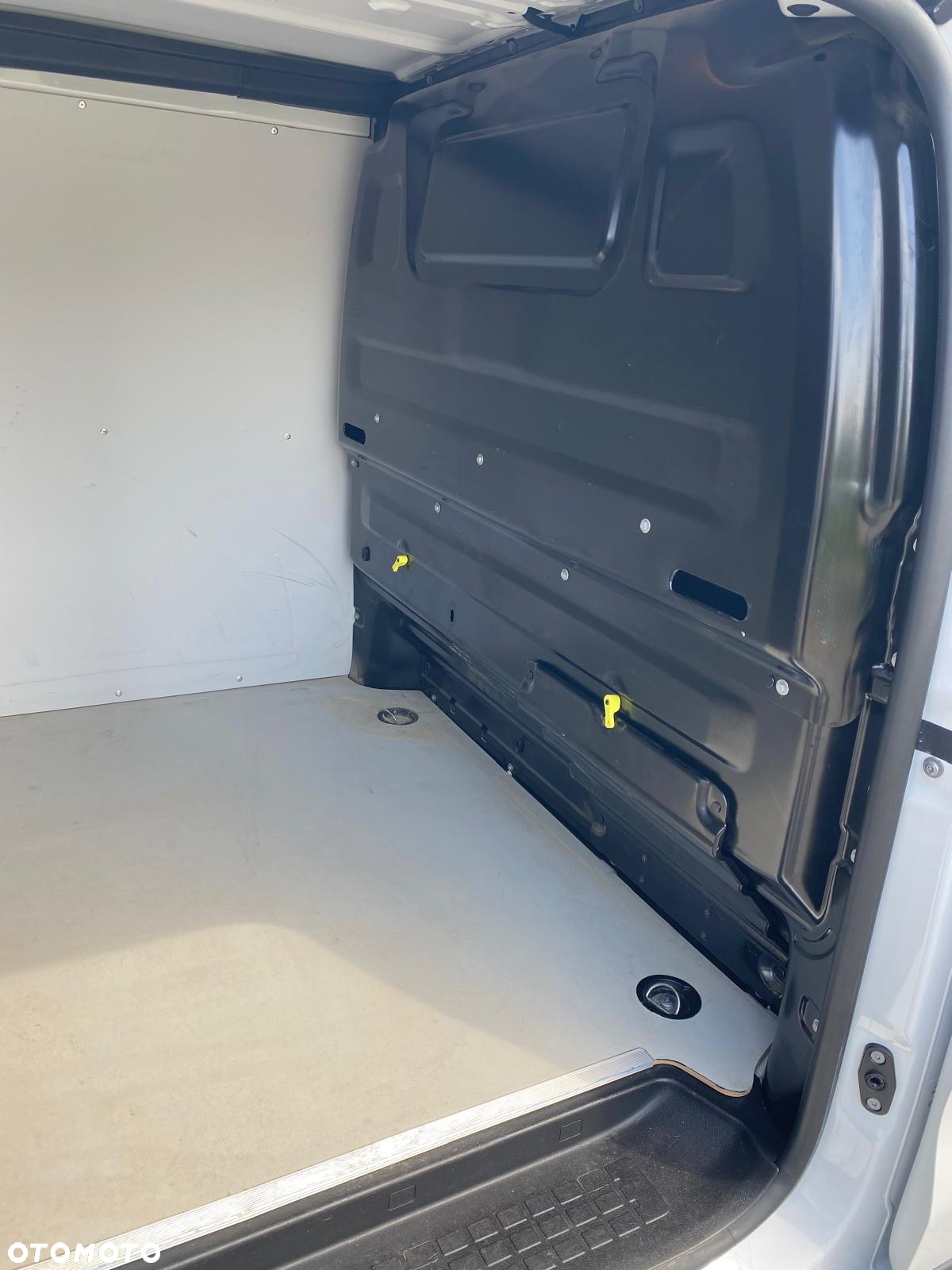 Opel Vivaro - 30