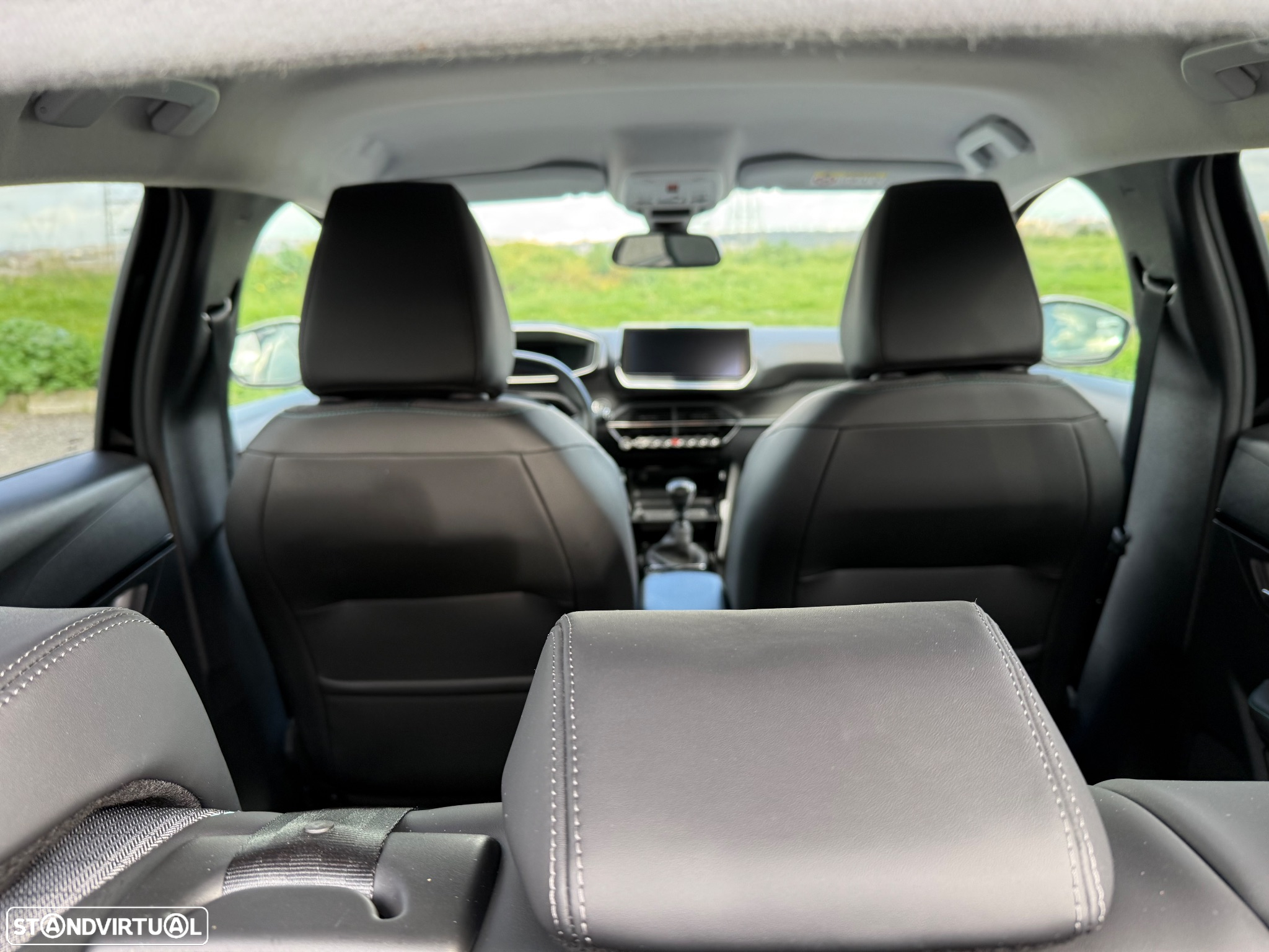 Peugeot 208 1.2 PureTech Allure - 11