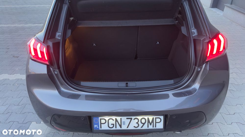 Peugeot 208 1.2 PureTech GT S&S EAT8 - 28