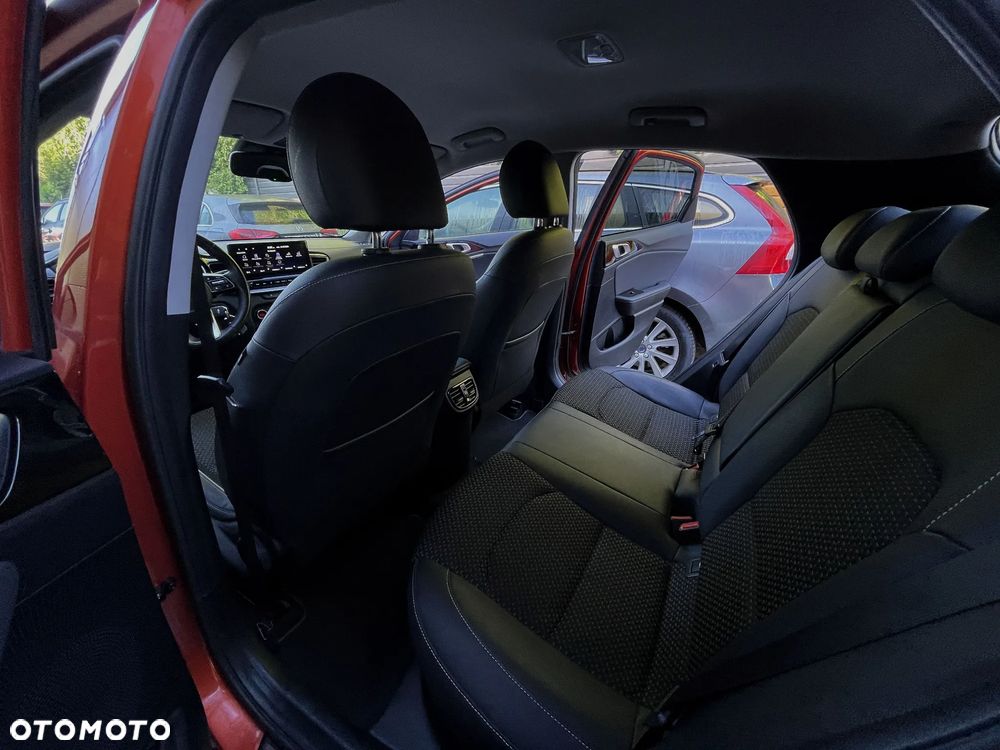 Kia XCeed 1.6 CRDi SCR L Business Line DCT - 21