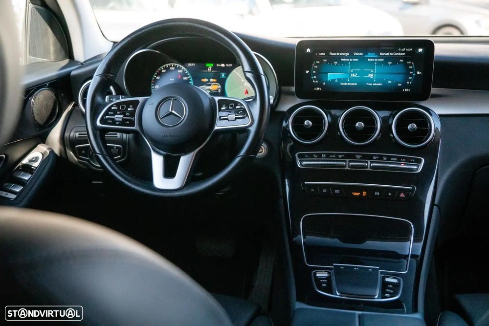 Mercedes-Benz GLC 300 de 4Matic - 21