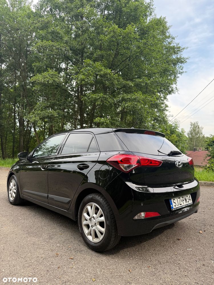 Hyundai i20 blue 1.2 Style - 3