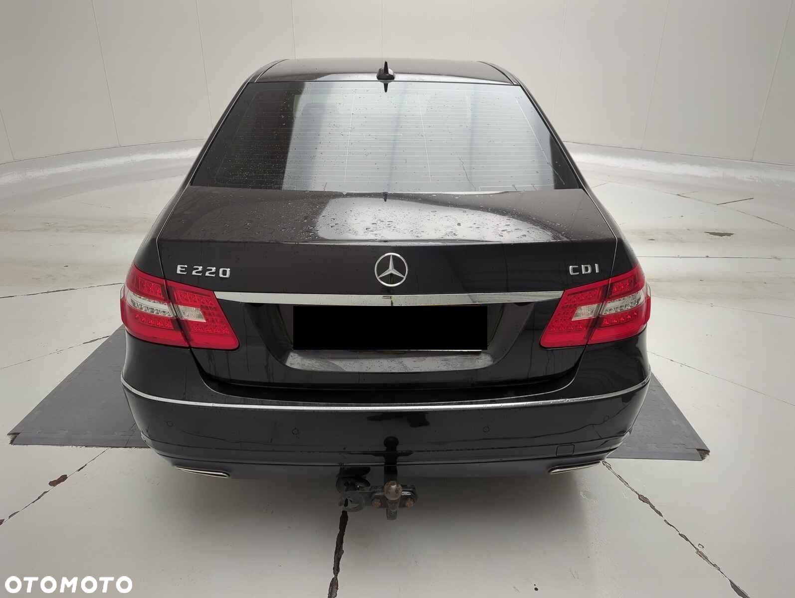 Mercedes-Benz Klasa E 220 BlueTEC BlueEFFICIENCY Edition Avantgarde - 5