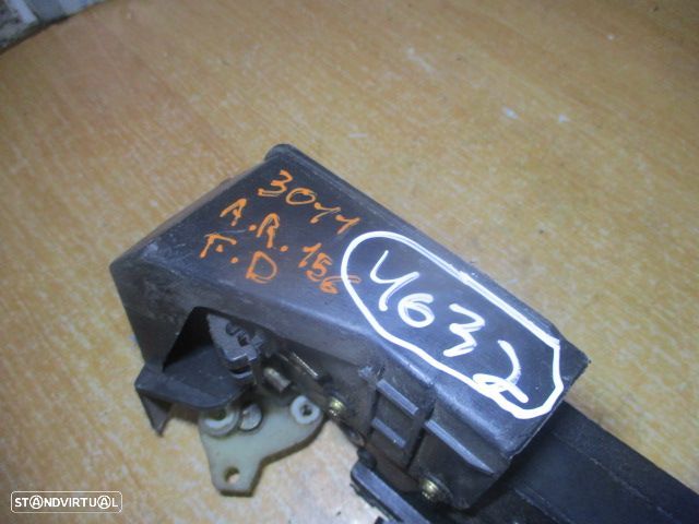 Fecho 18110242 ALFA ROMEO 156 2001 1.6 TSPARK 120CV FD 2+4+3 PINOS ALFA ROMEO 156 2005 1.9JTD 150CV 5P CINZA F DRT 2+4+3 PINOS - 5