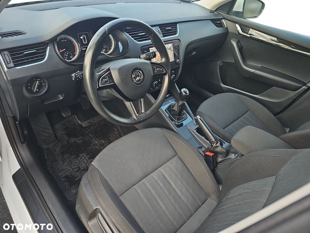 Skoda Octavia 1.5 TSI GPF ACT Style - 7