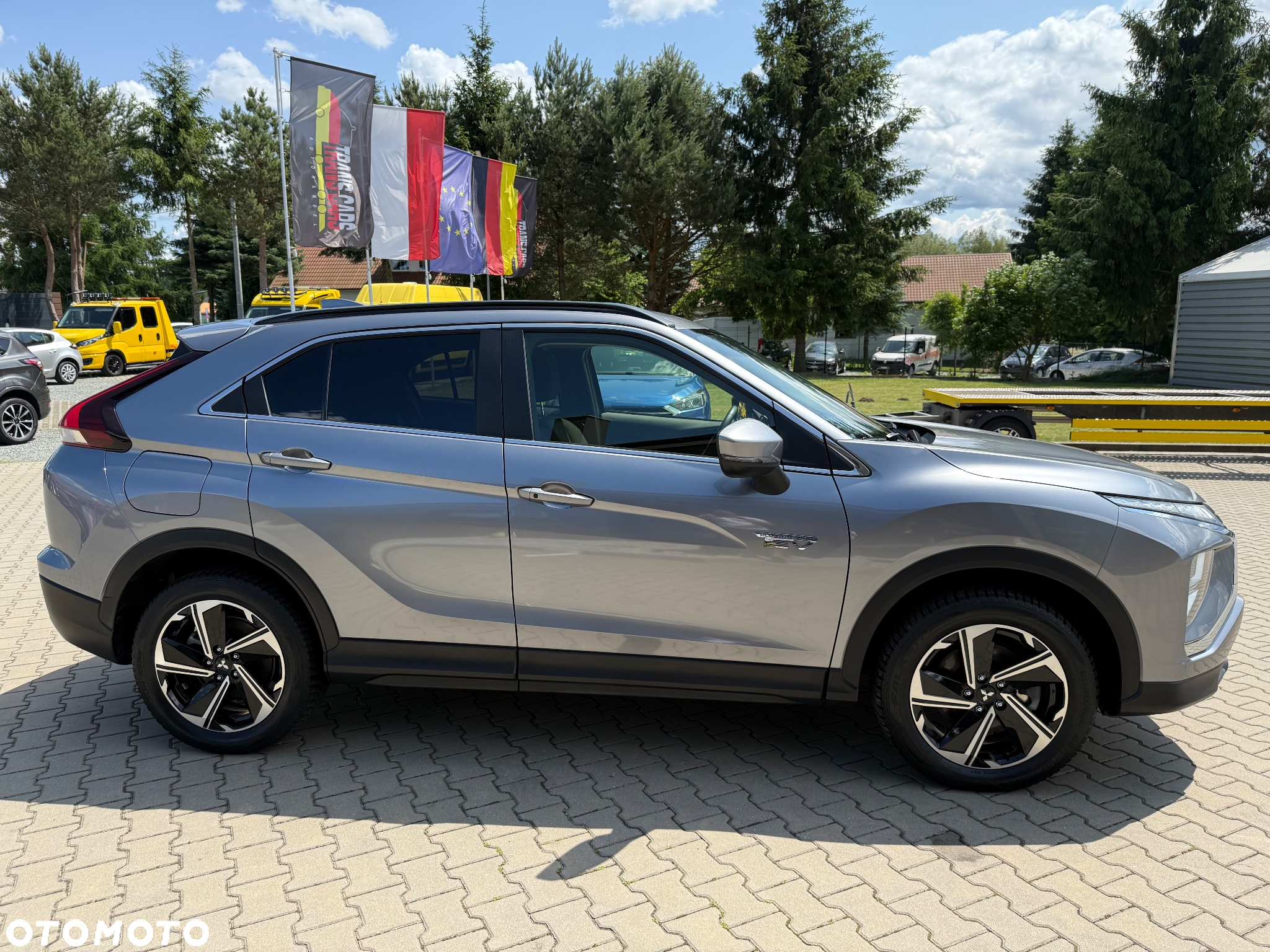 Mitsubishi Eclipse Cross Plug-In Hybrid 4WD Basis - 8
