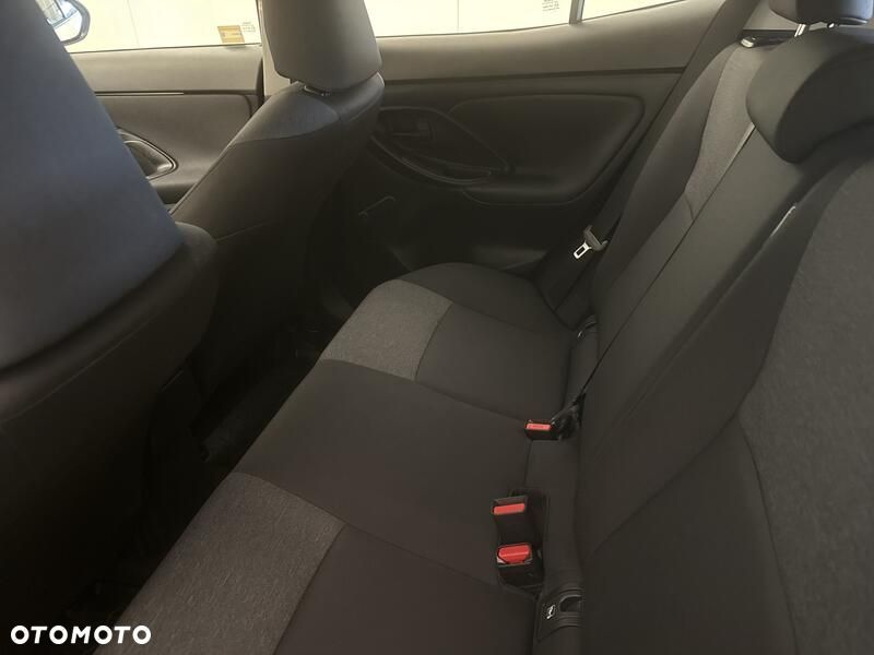 Toyota Yaris Cross 1.5 Active - 21