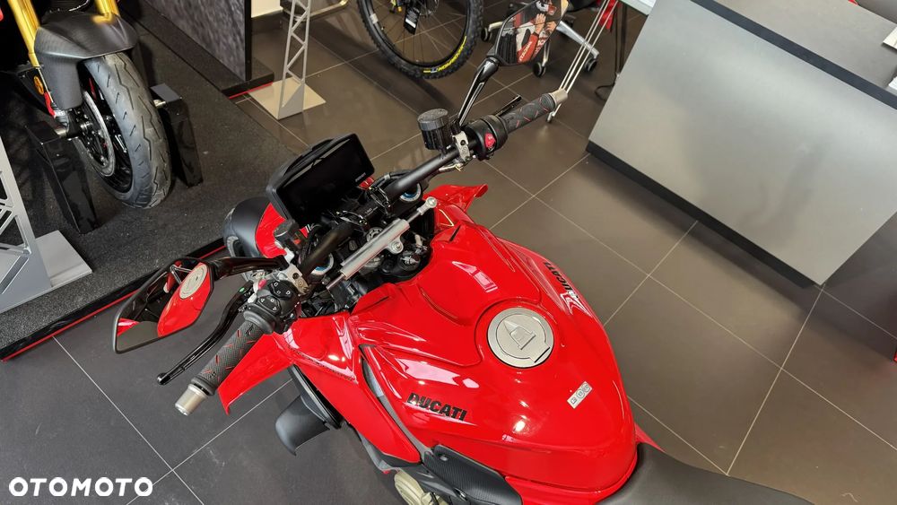 Ducati Streetfighter V4 - 5