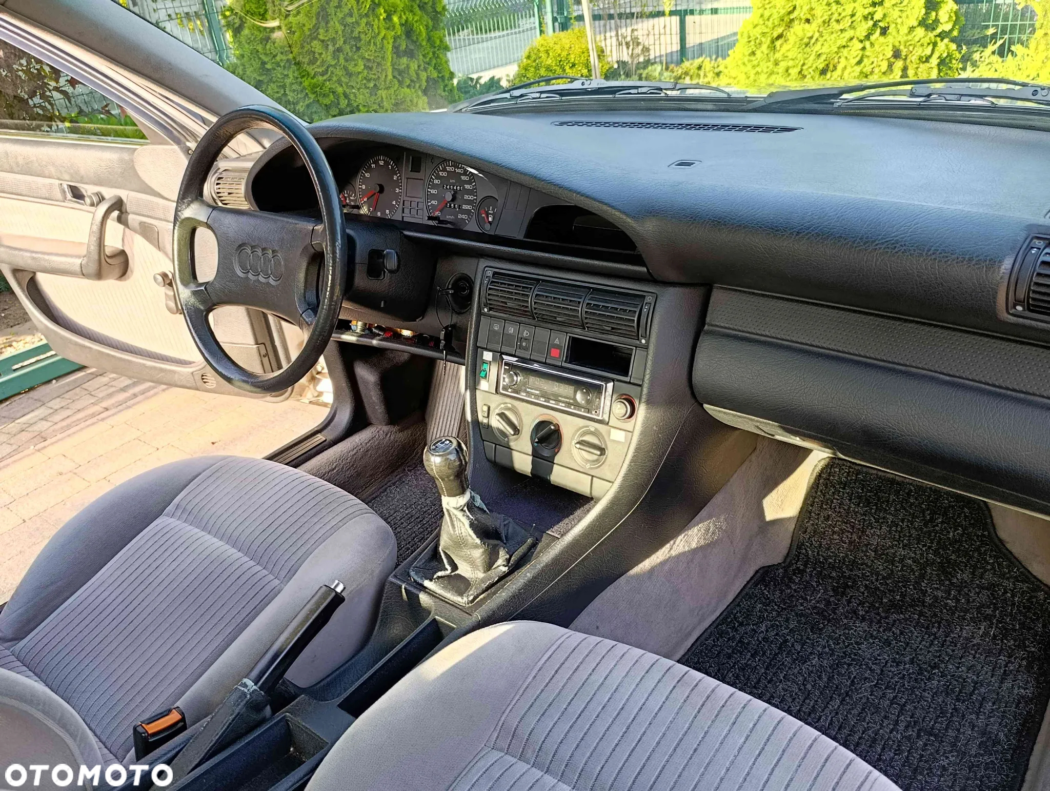 Audi 100 2.0 E - 17