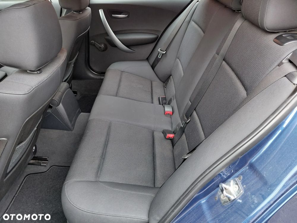 BMW Seria 1 - 12