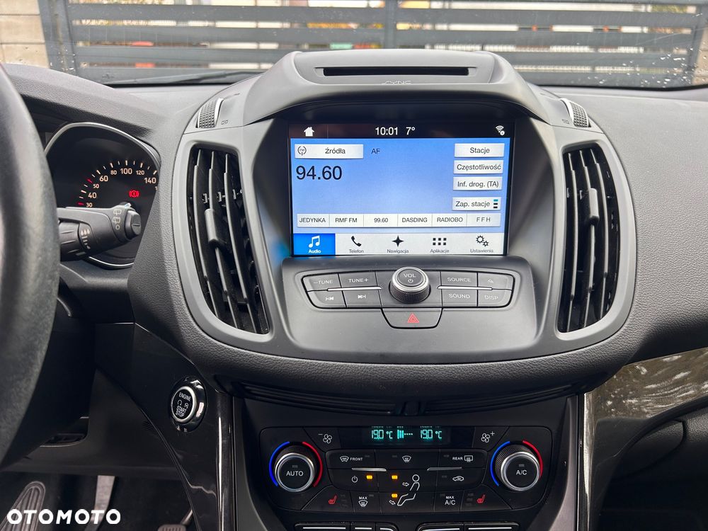 Ford Kuga 1.5 EcoBoost 2x4 Titanium - 23