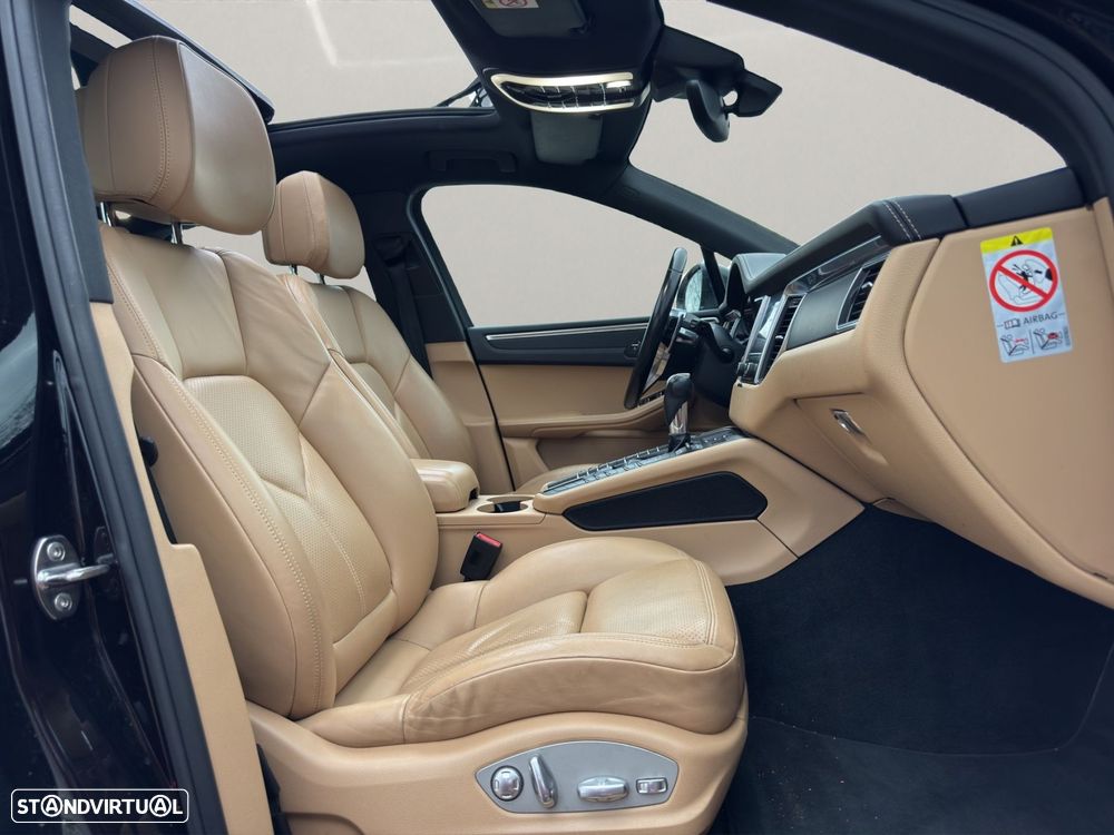 Porsche Macan PDK - 21