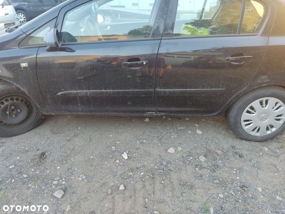 Na części Opel Corsa D Z2HU Silnik Skrzynia Maska Zderzak Drzwi Klapa Szyba - 3