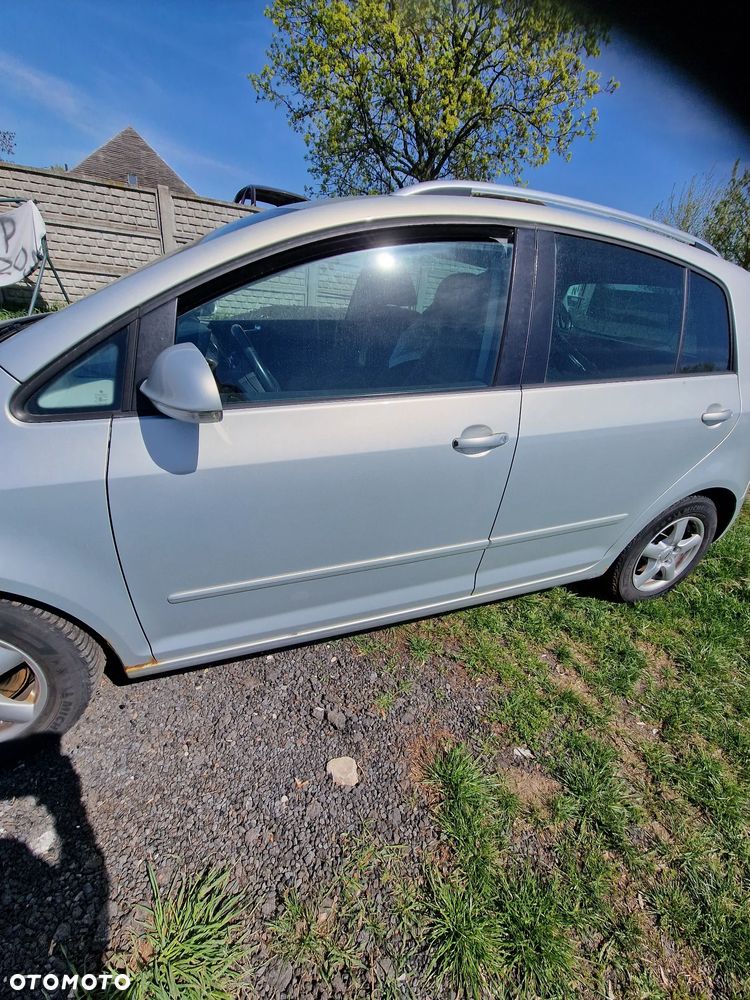 Drzwi  lewy  przód  vw golf  VI  plus  w  kolorze  LR7L - 2