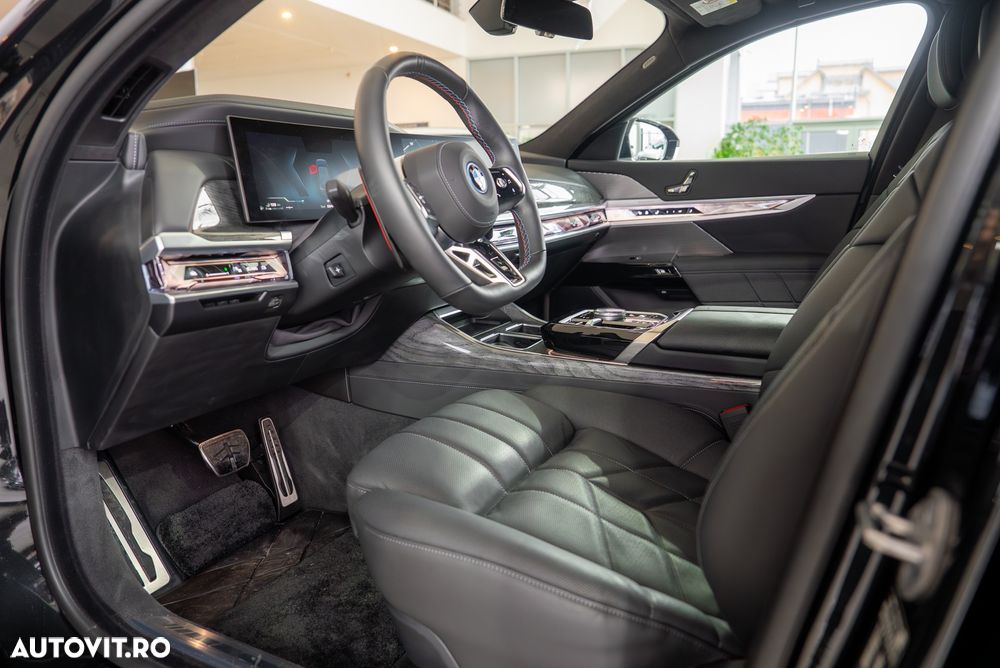 BMW Seria 7 M 760 e xDrive - 17