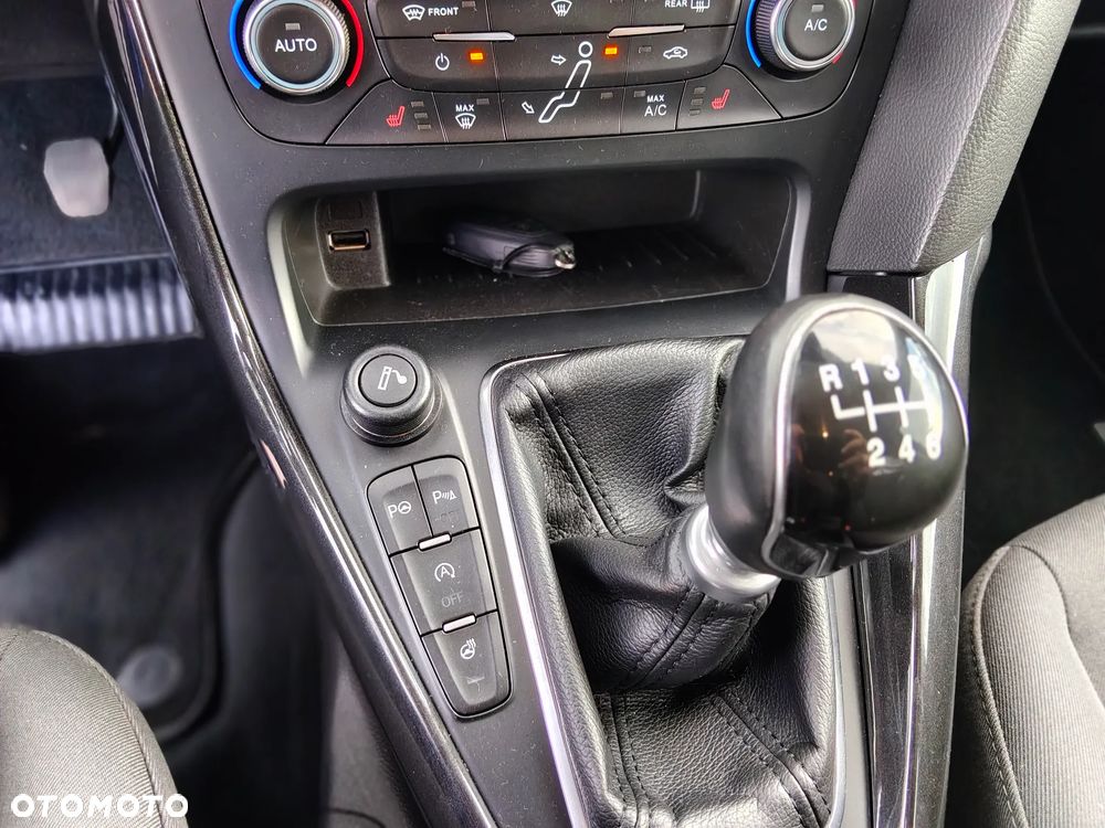 Ford Focus - 16