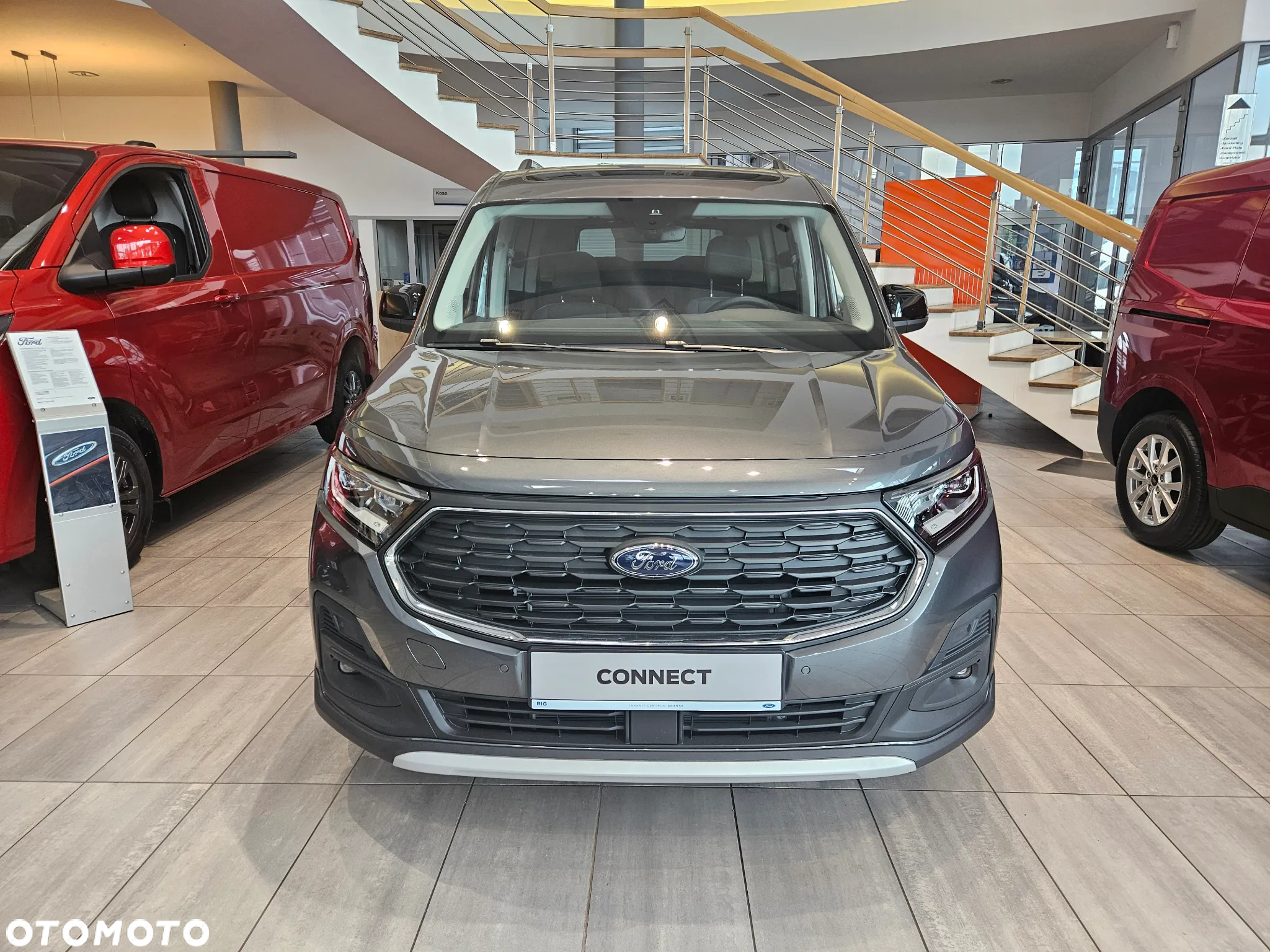Ford Tourneo Connect Grand - 2