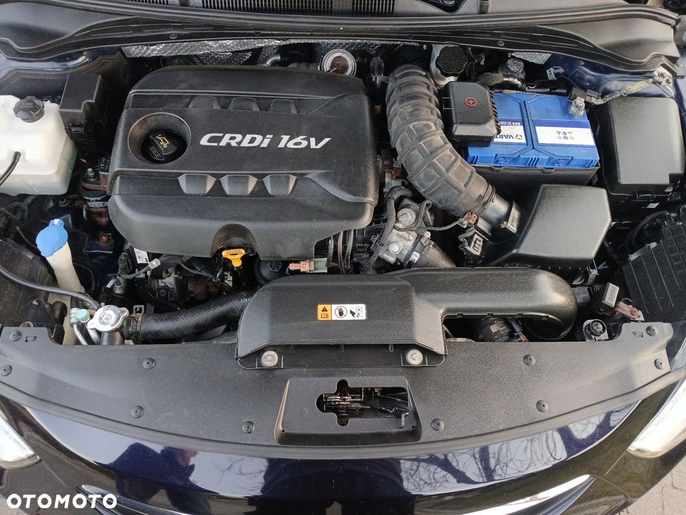 Hyundai i40 i40cw 1.7 CRDi Fifa World Cup Edition - 19