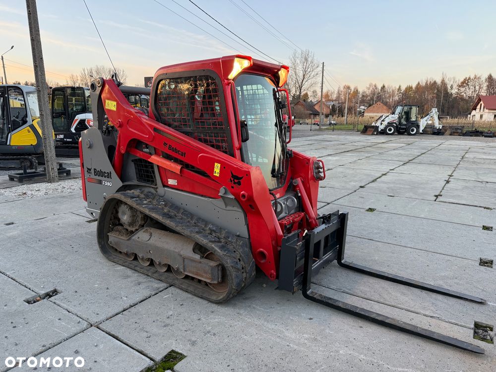 Bobcat T590 - 6
