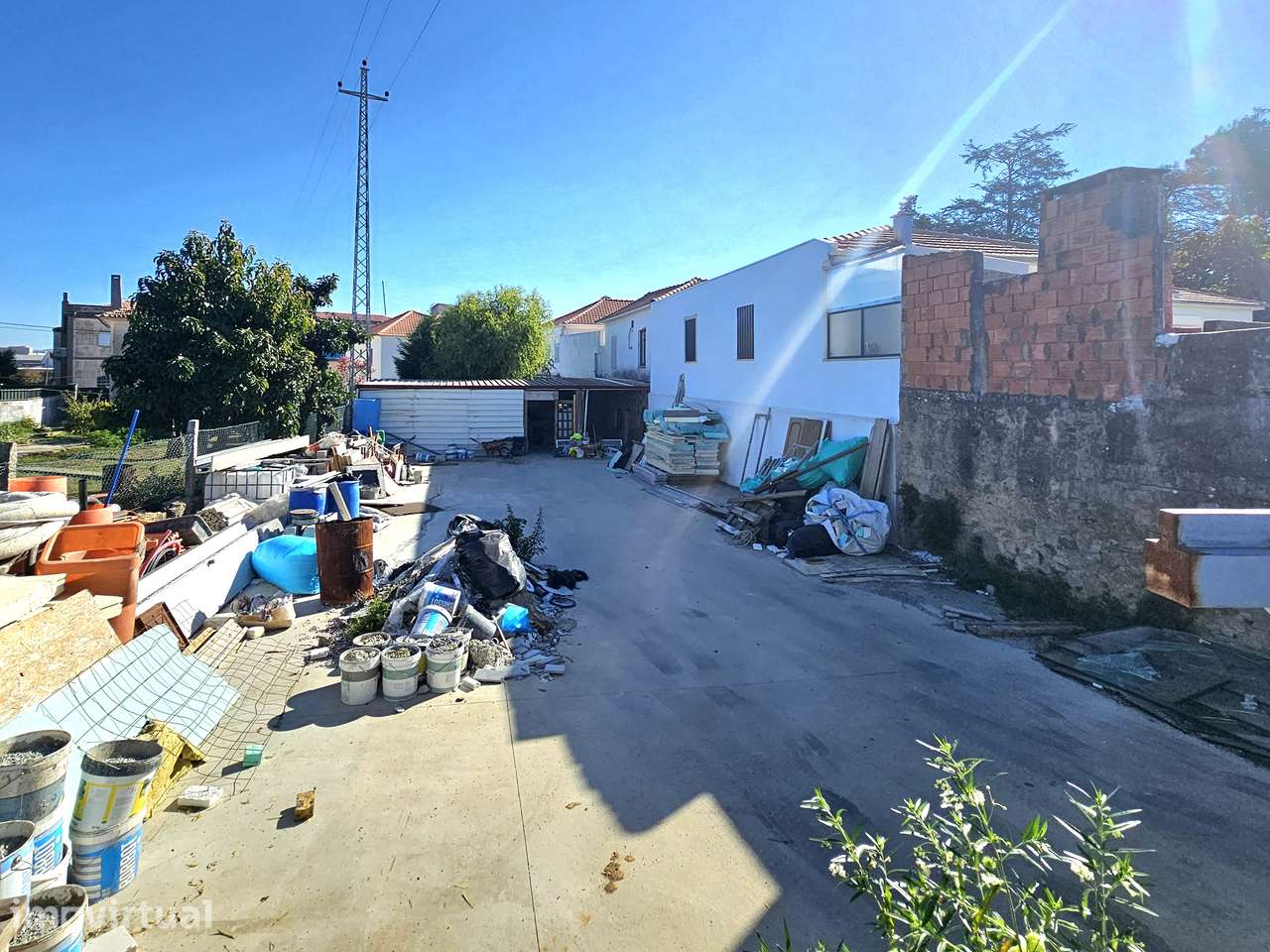 Armazém / Escritório / Estaleiro - Centro de Paços de Brandão - Grande imagem: 2/35