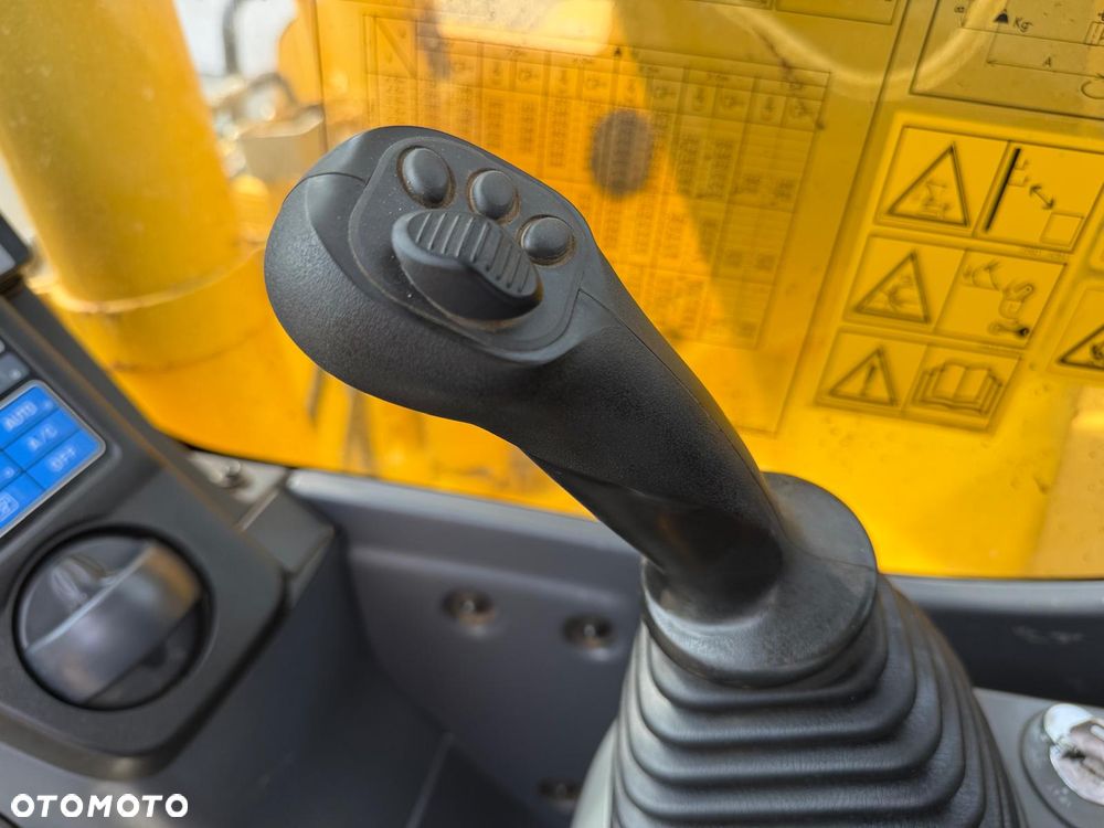 Komatsu PC138US-11 - 13