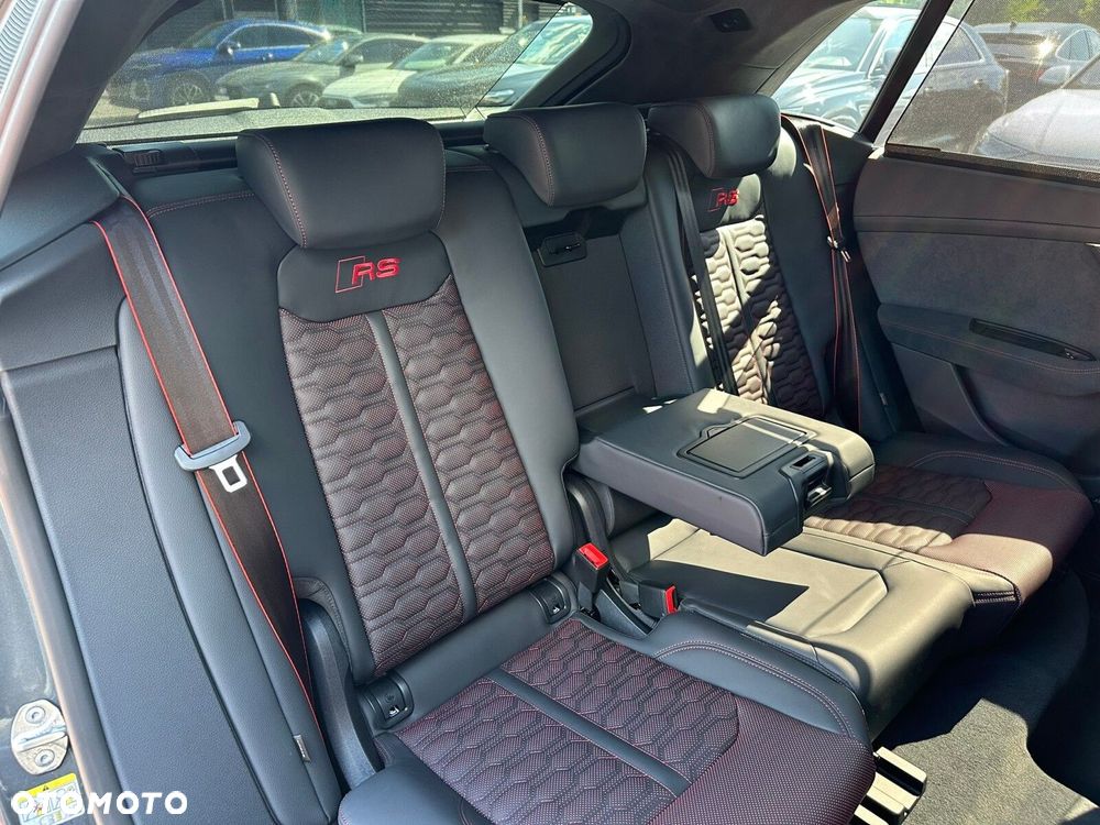 Audi RS Q8 - 23