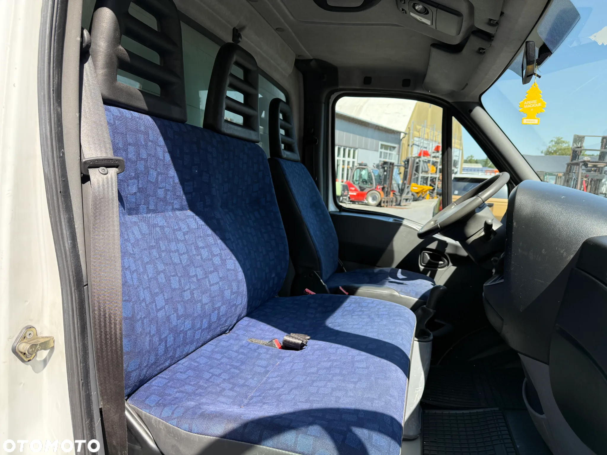 Iveco DAILY 35S14 - 30