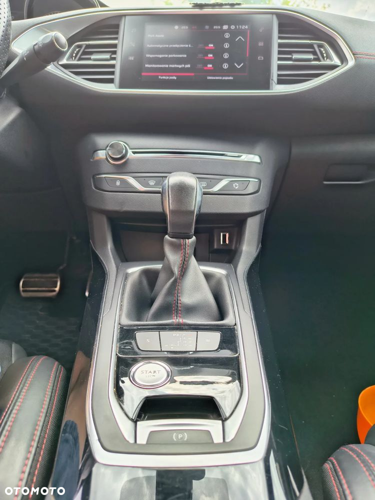 Peugeot 308 - 23