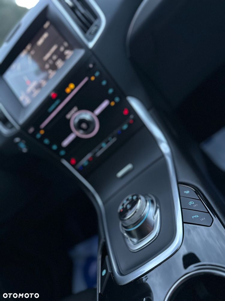 Ford S-Max 2.0 EcoBlue Titanium - 20