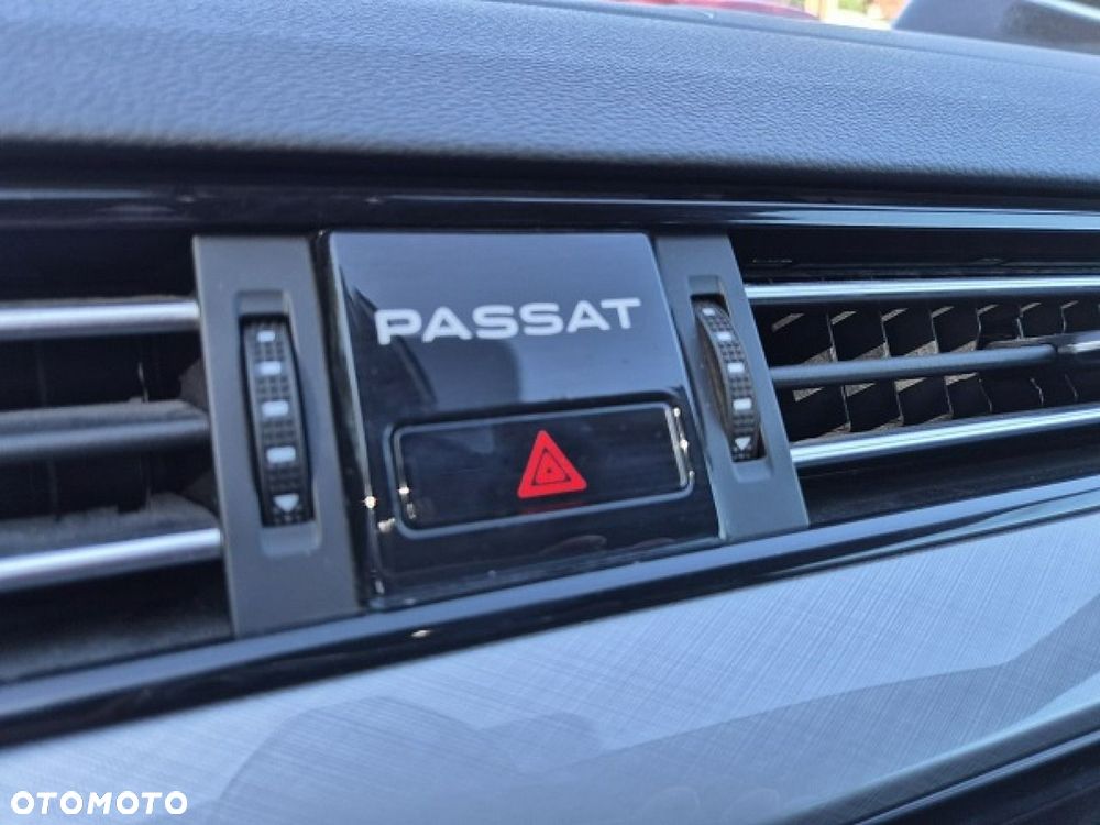 Volkswagen Passat - 35