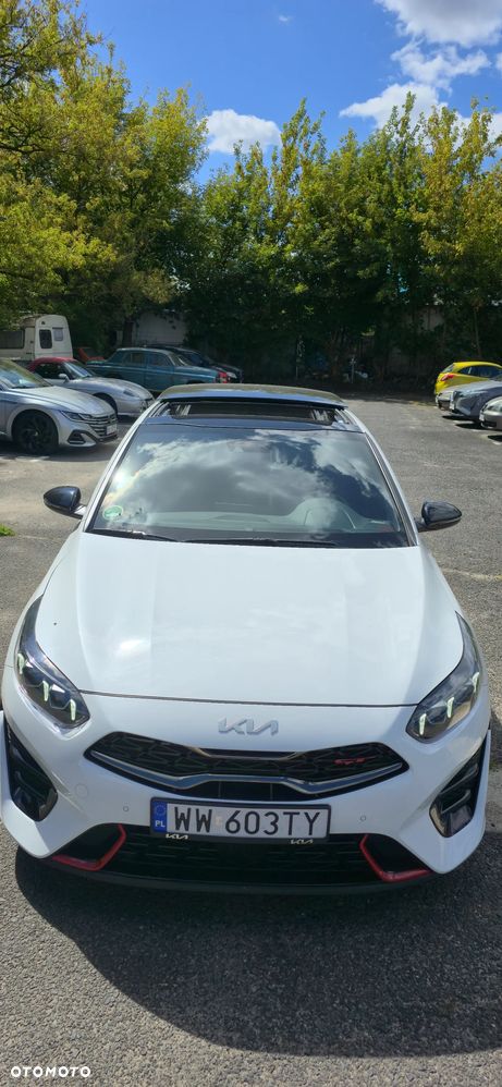 Kia Ceed - 7