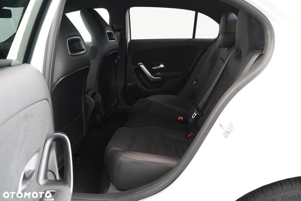 Mercedes-Benz Klasa A 200 7G-DCT AMG Line - 9