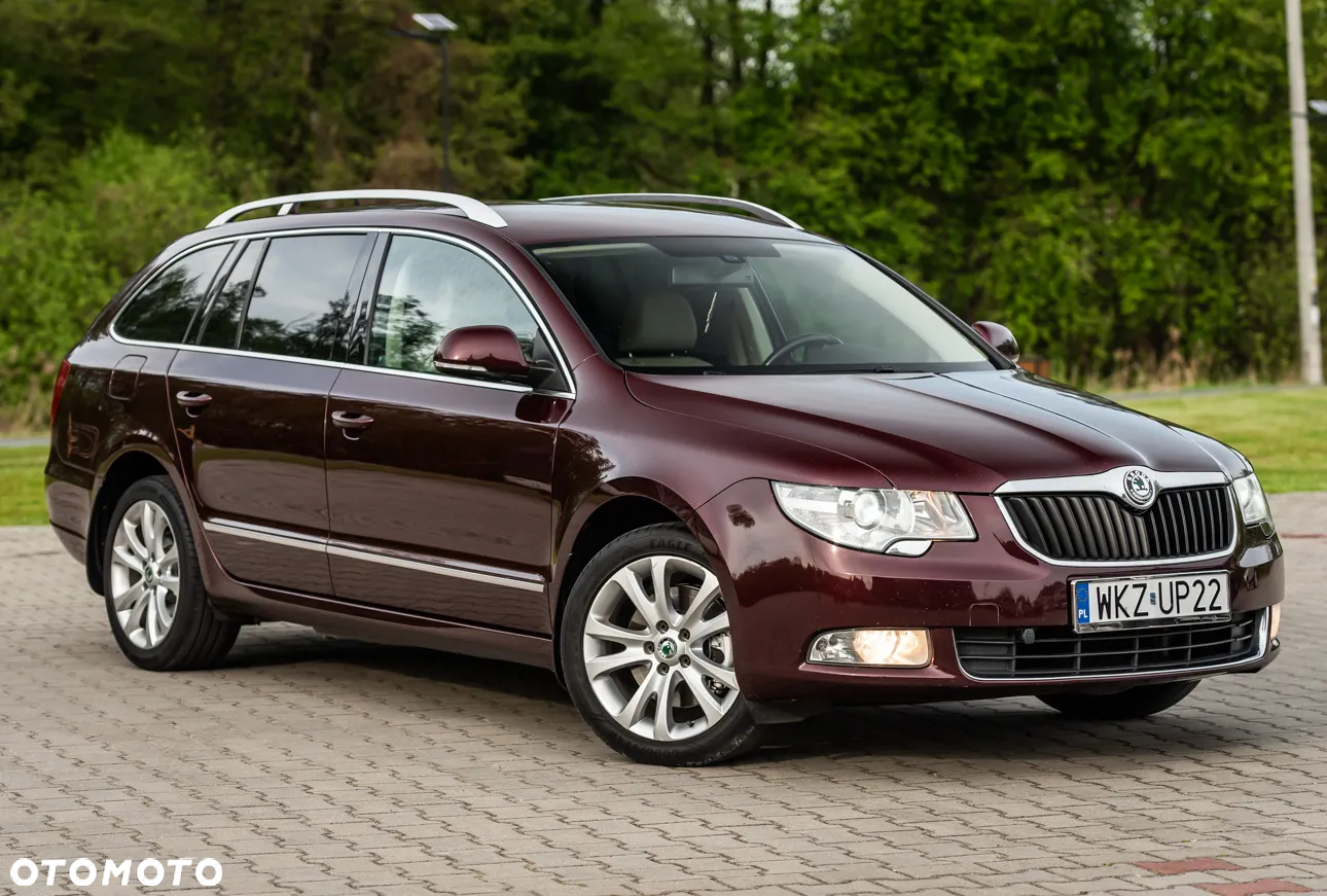 Skoda Superb 2.0 TDI Elegance DSG - 2