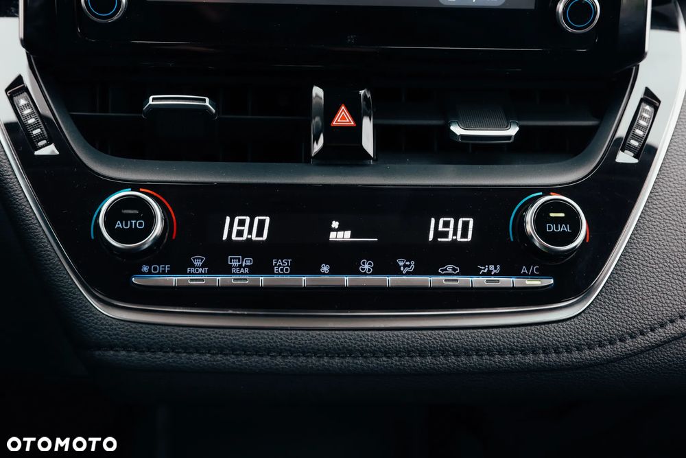 Toyota Corolla - 18