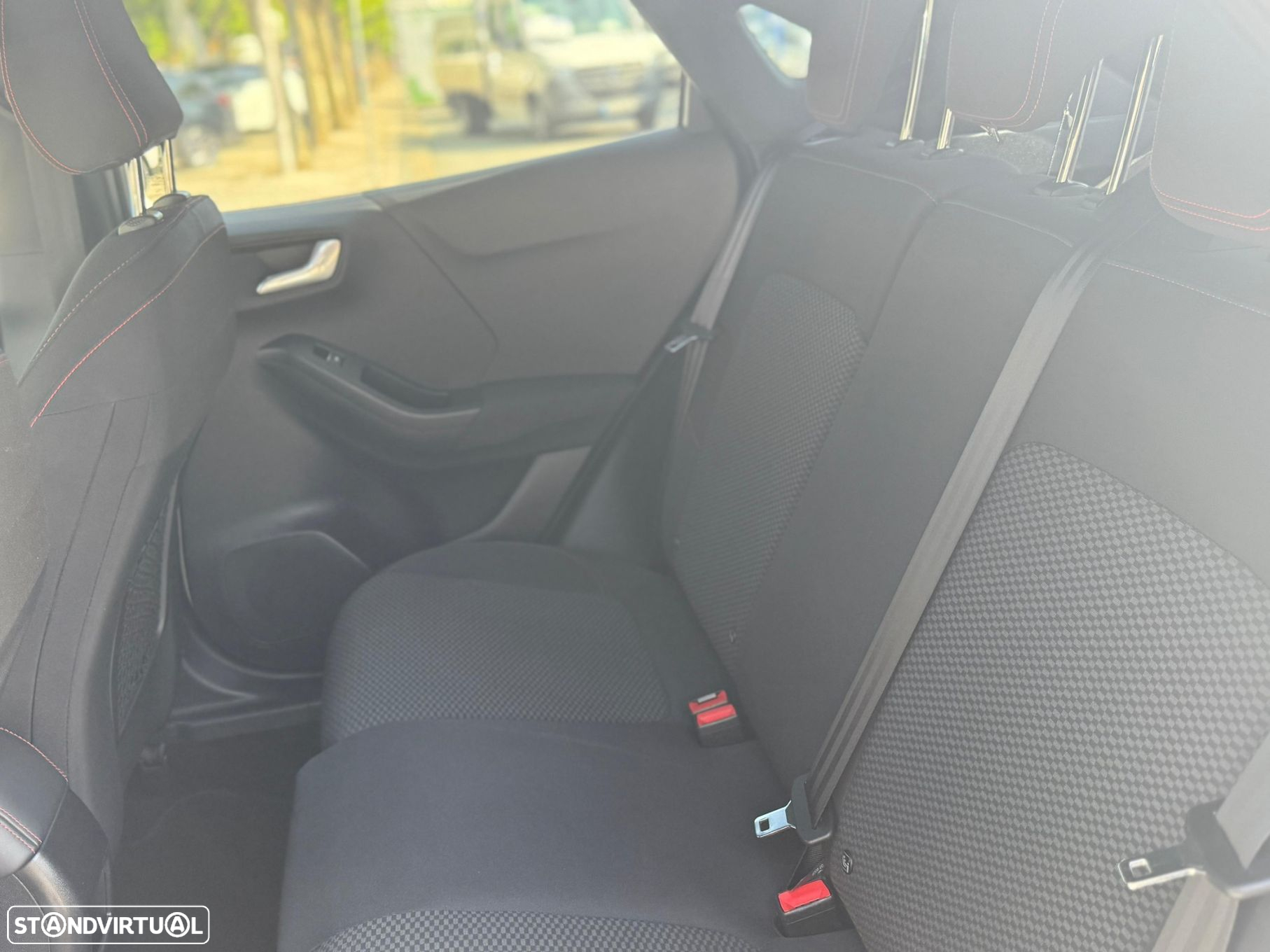 Ford Puma 1.0 EcoBoost MHEV ST-Line - 4