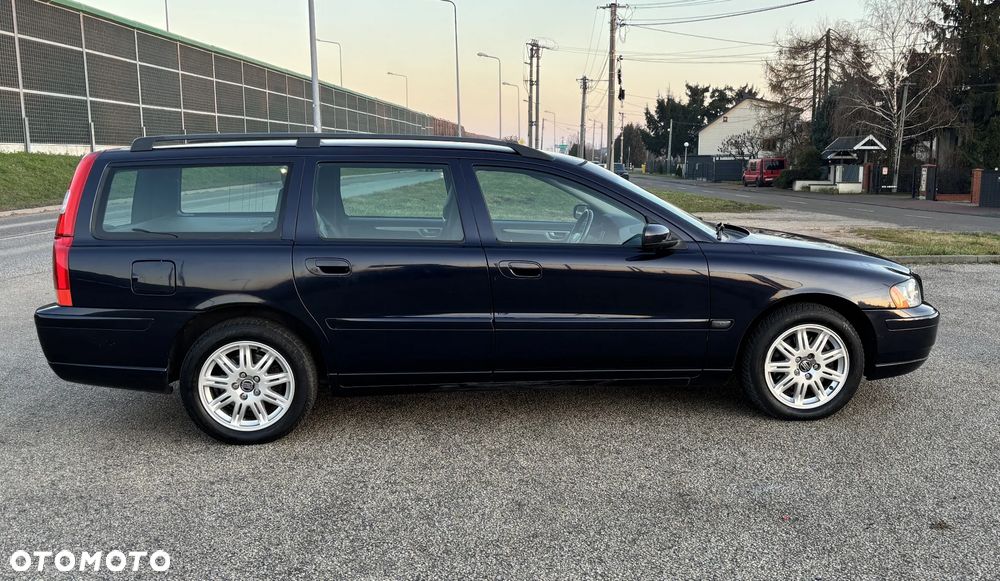 Volvo V70 2.4 Momentum - 10