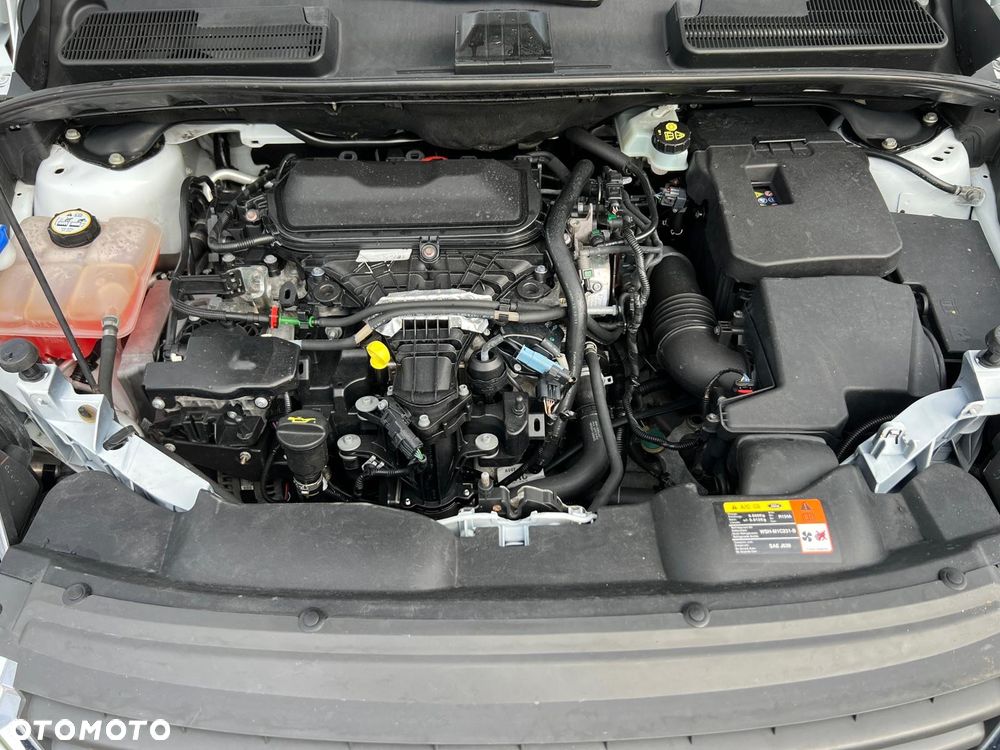 Ford Kuga - 16