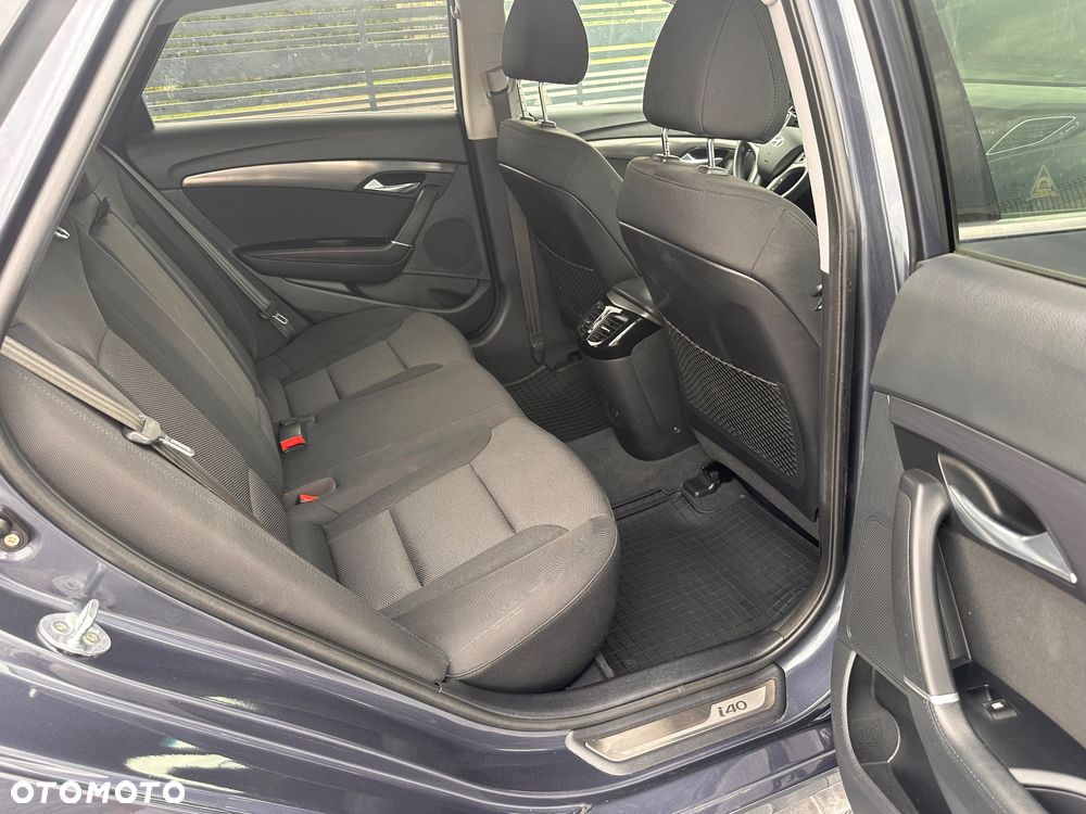 Hyundai i40 Kombi blue 1.7 CRDi Classic - 23